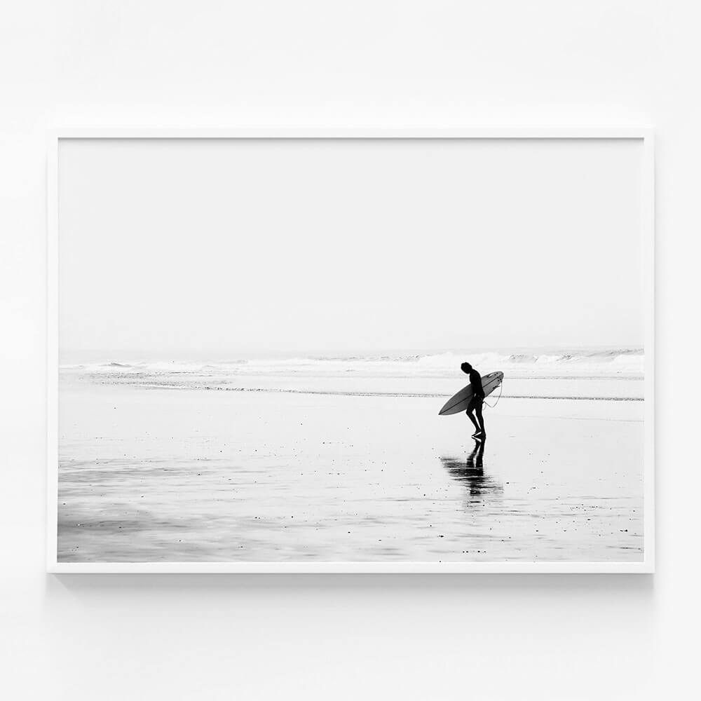 Byron Surfer