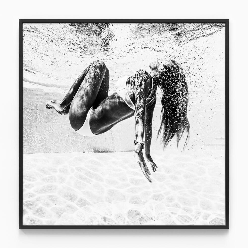 Cavort B&W