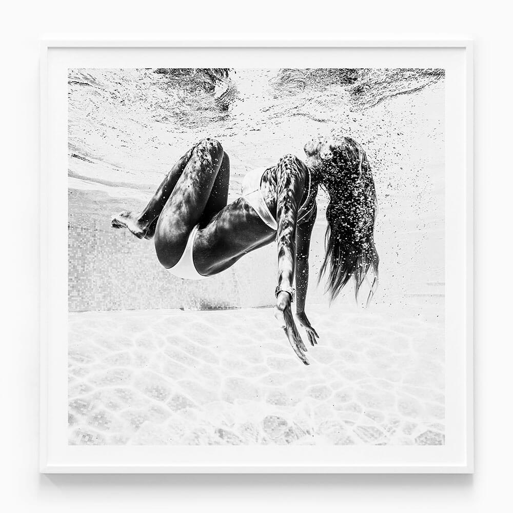 Cavort B&W