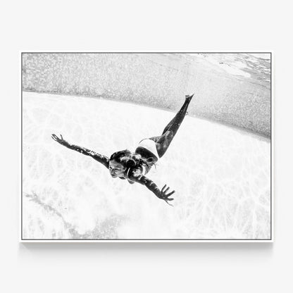 Dive B&W Canvas