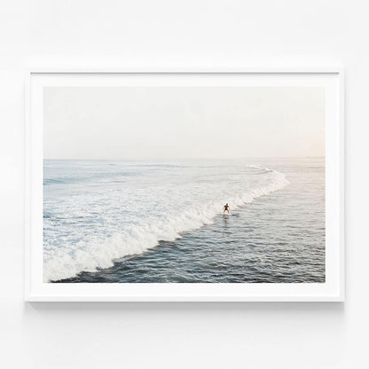 Solo Surfer