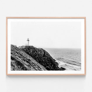 APP638-Byron-Lighthouse-Oak-Framed-Print