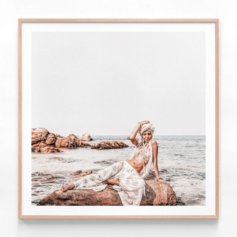 APP837-Tidal-Nomad-Square-Oak-Framed-Print