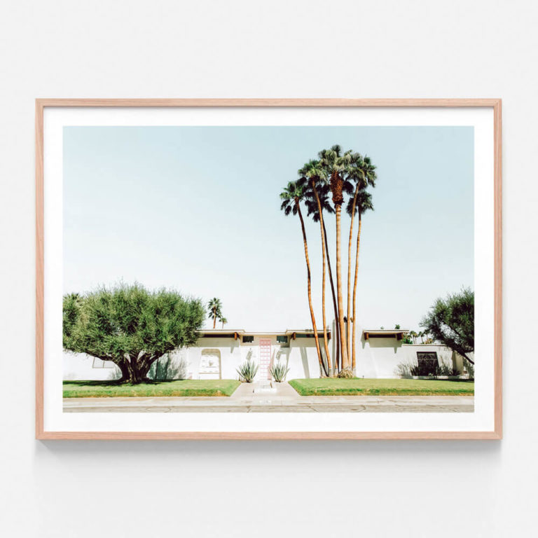 FP598-Pink-Door-Oak-Framed-Print